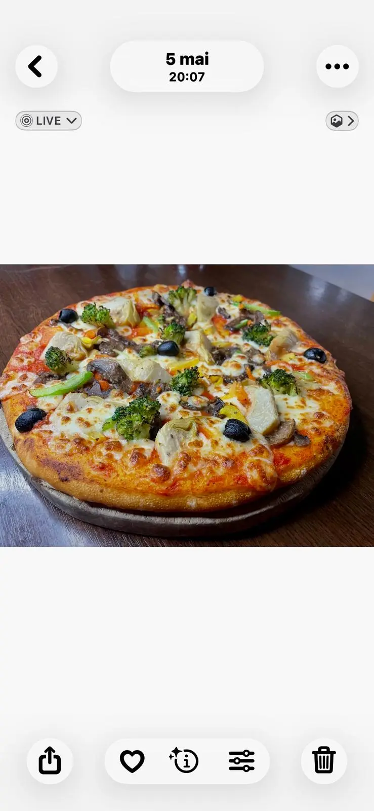 Pizza Végétarienne 1